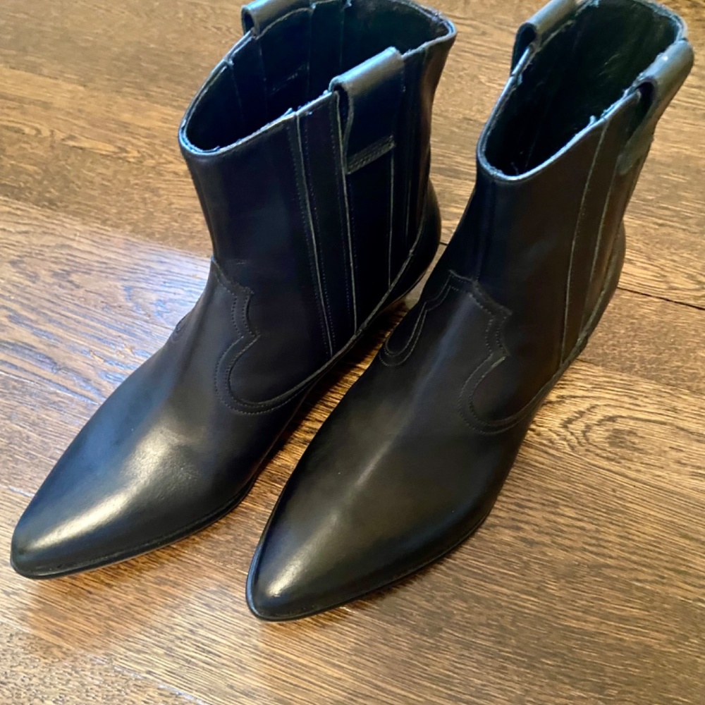 LK Bennett black leather ankle boots - Picture 2 of 10